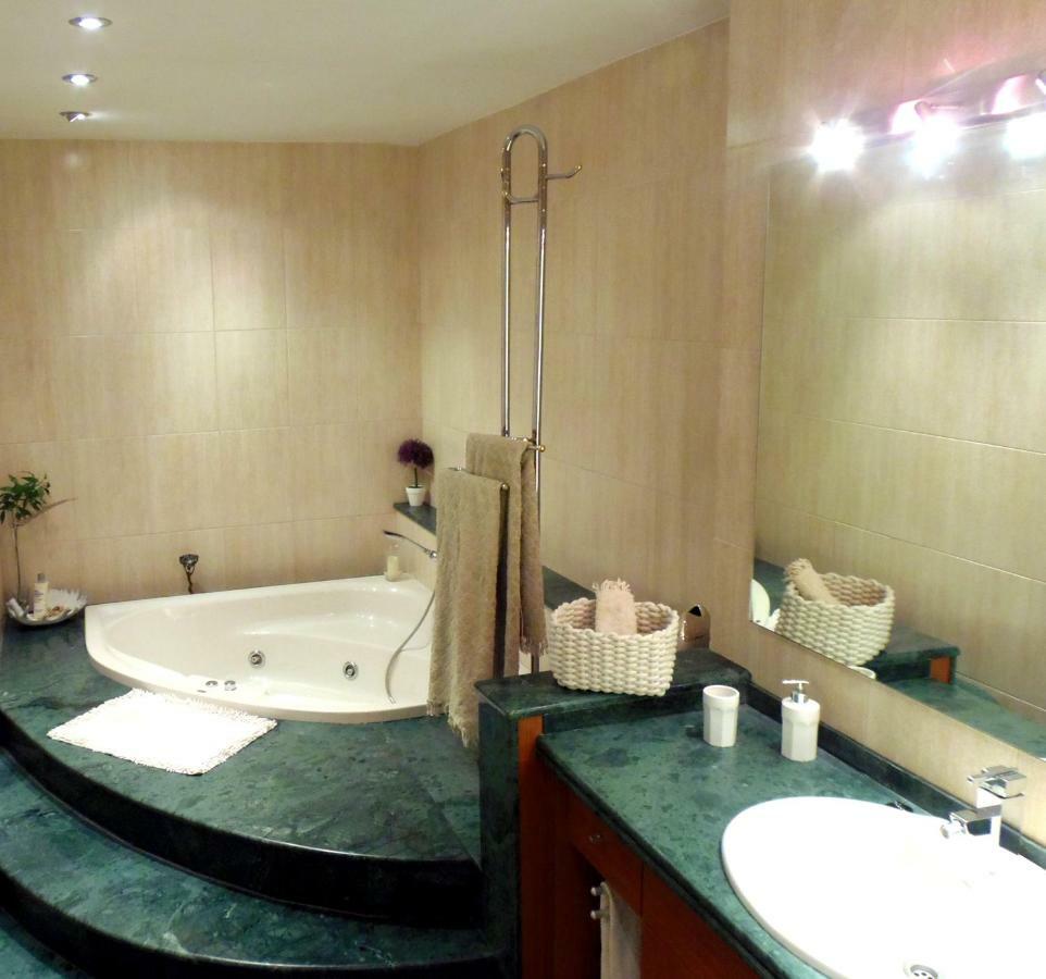 Apartamento Atico-Spa Santa Bárbara Eksteriør bilde